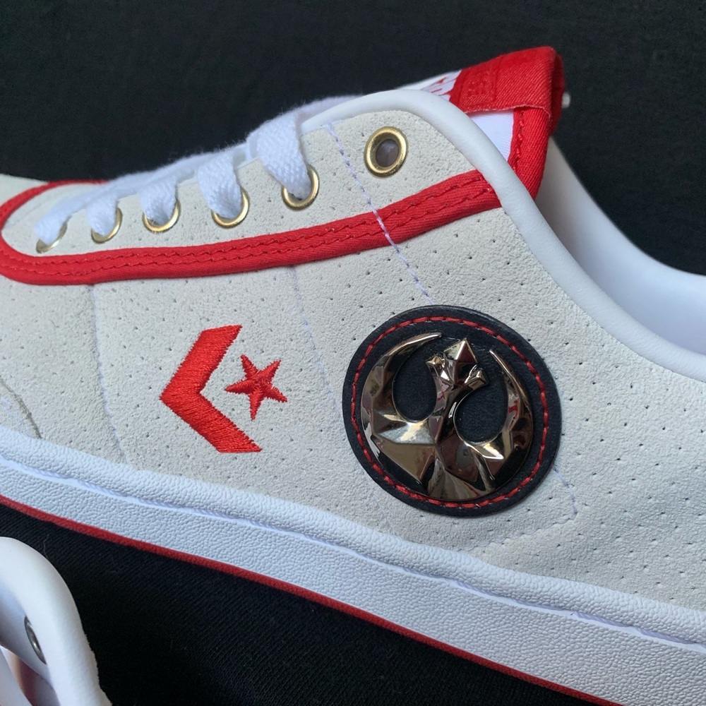 REAL SUEDE Custom Star Wars Poe Dameron Converse - Picture 2 of 6